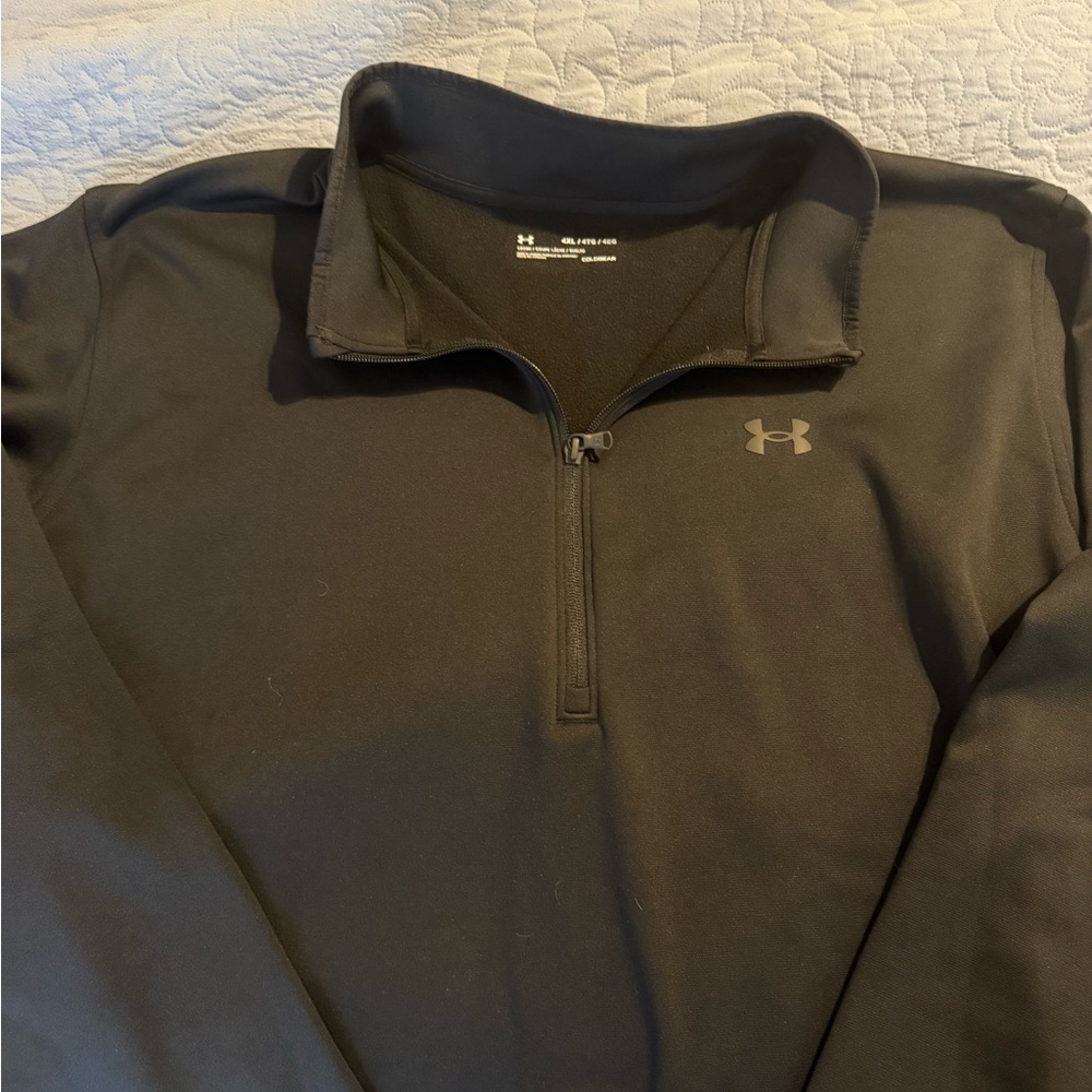 Under Armor 1/4 zip sweatshirt